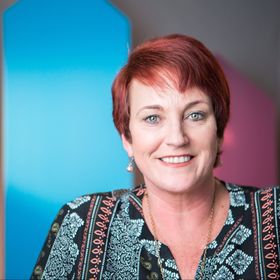 mrs janine couchman exec manager global leadership network